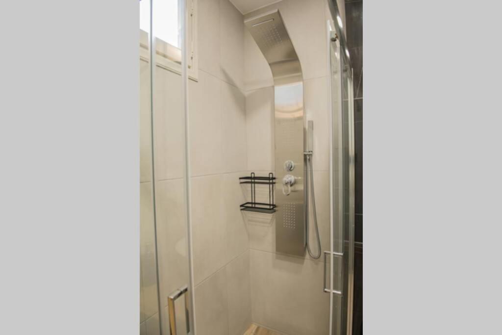 Elegant In The Heart Of Apartment Heraklion (Crete)
