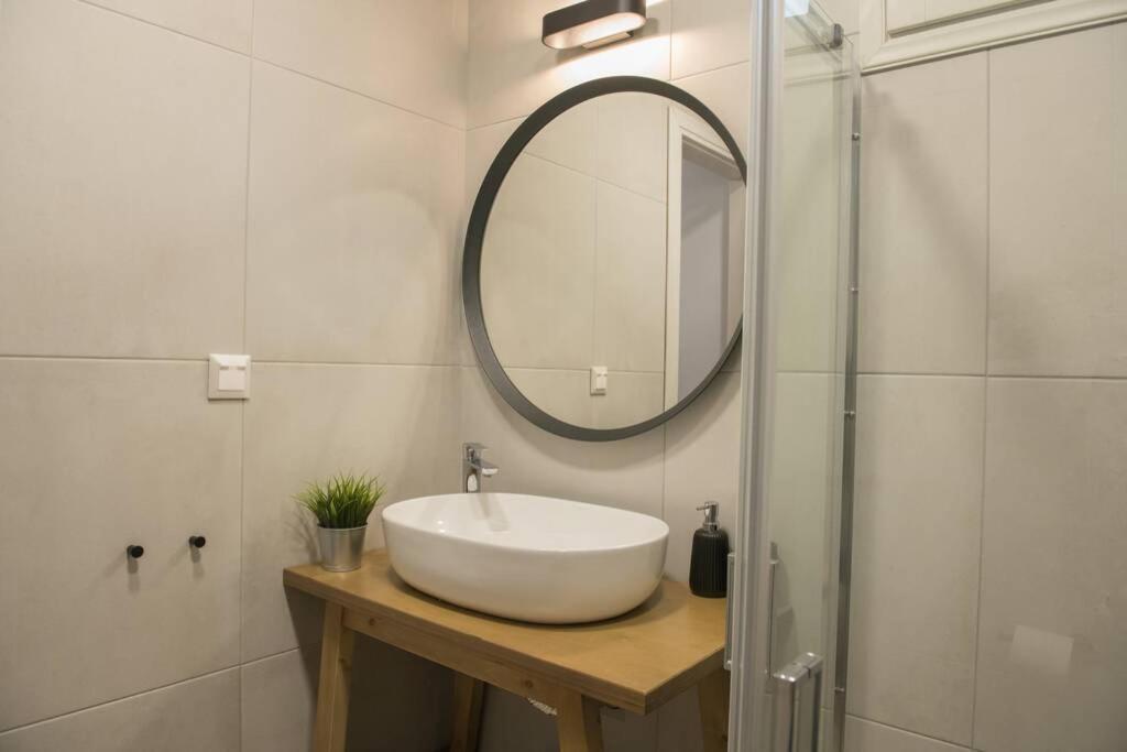 Apartment Elegant In The Heart Of Heraklion (Crete)