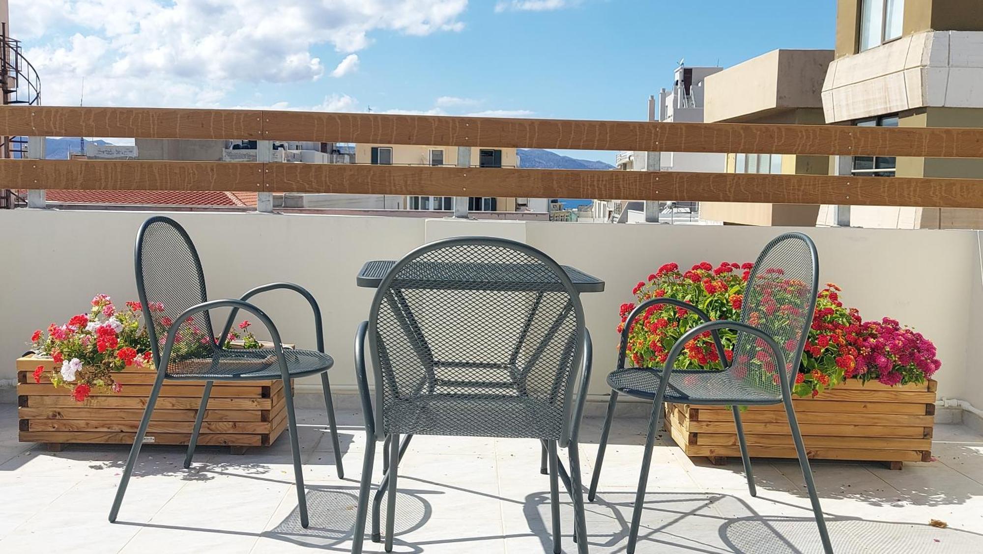 Elegant In The Heart Of Apartment Heraklion (Crete)